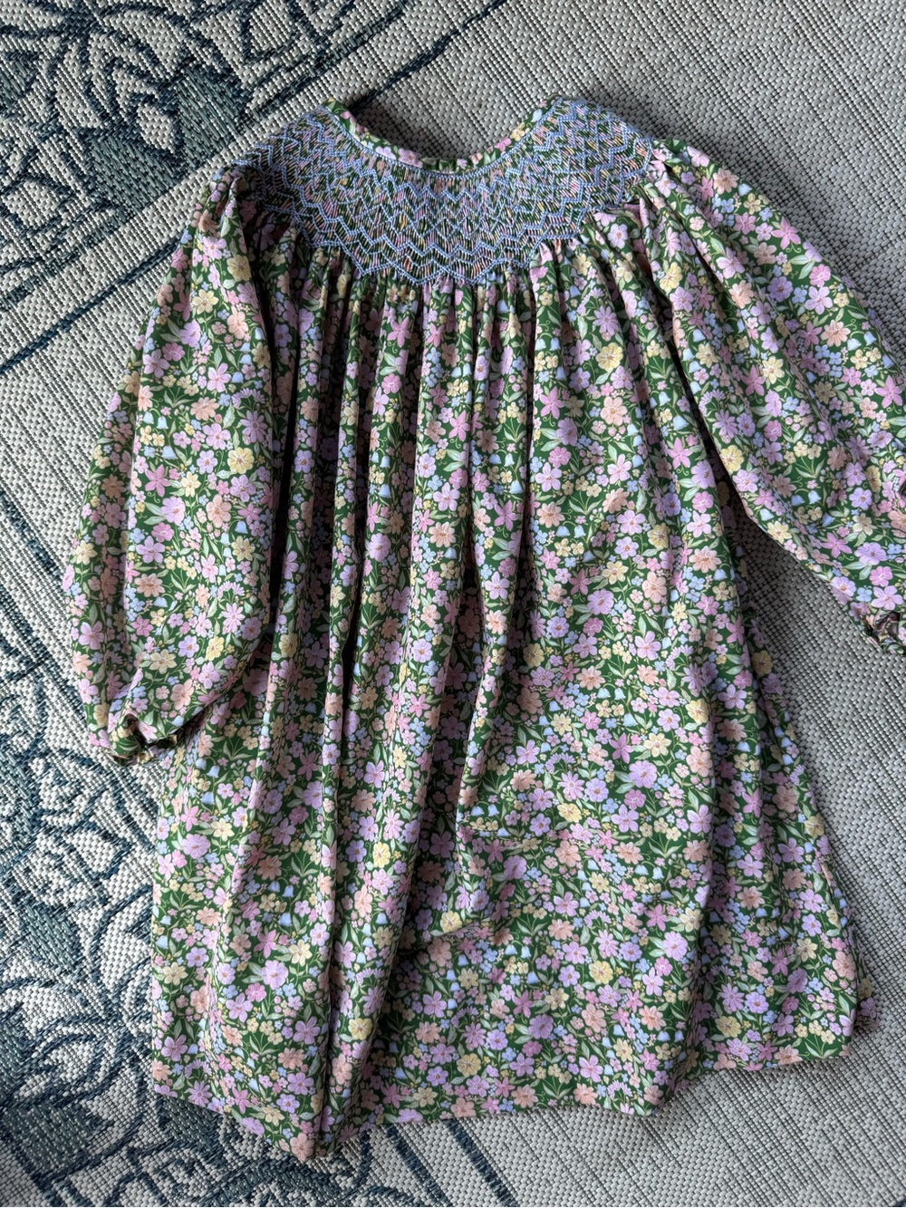 The Bella Bean  Girls Floral Smocked Dress Top - Green & Pink Size 10